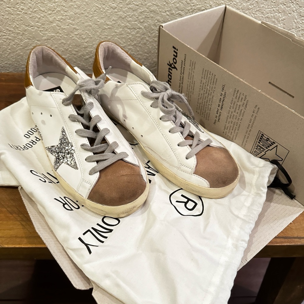 NEW! Golden Goose superstar mixed leather glitter low top sneaker- size 40 or 10